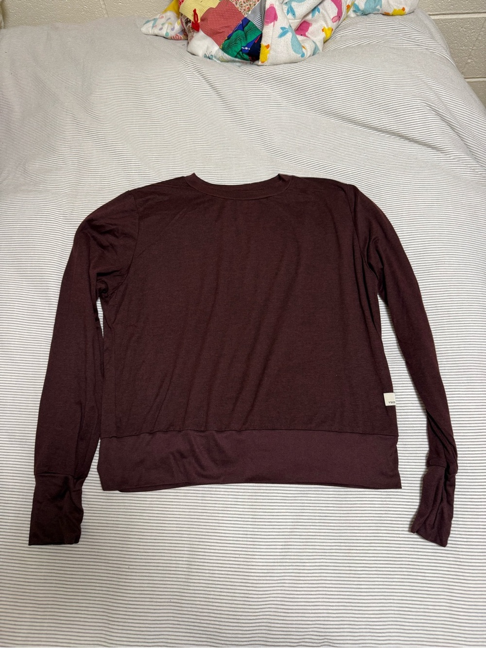 Vuori Women's Daydream Long-Sleeve Crewneck Top Heathered Bordeaux